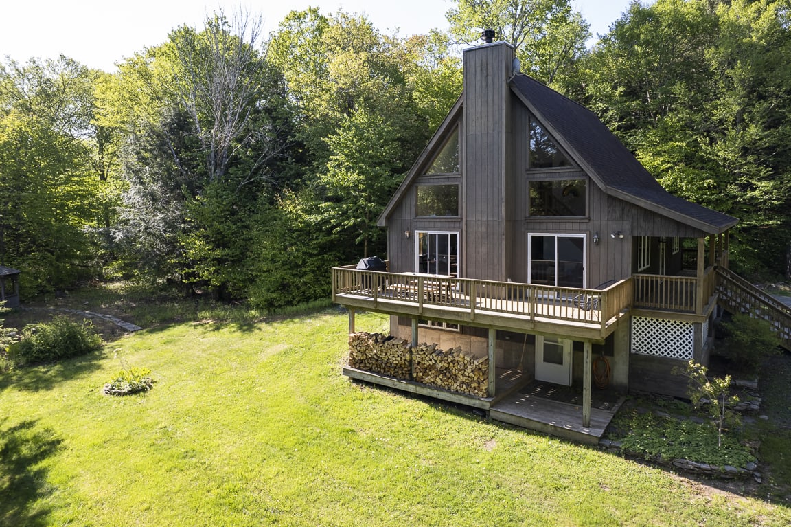 Private Cathedral Chalet with Fire Pit By Summer