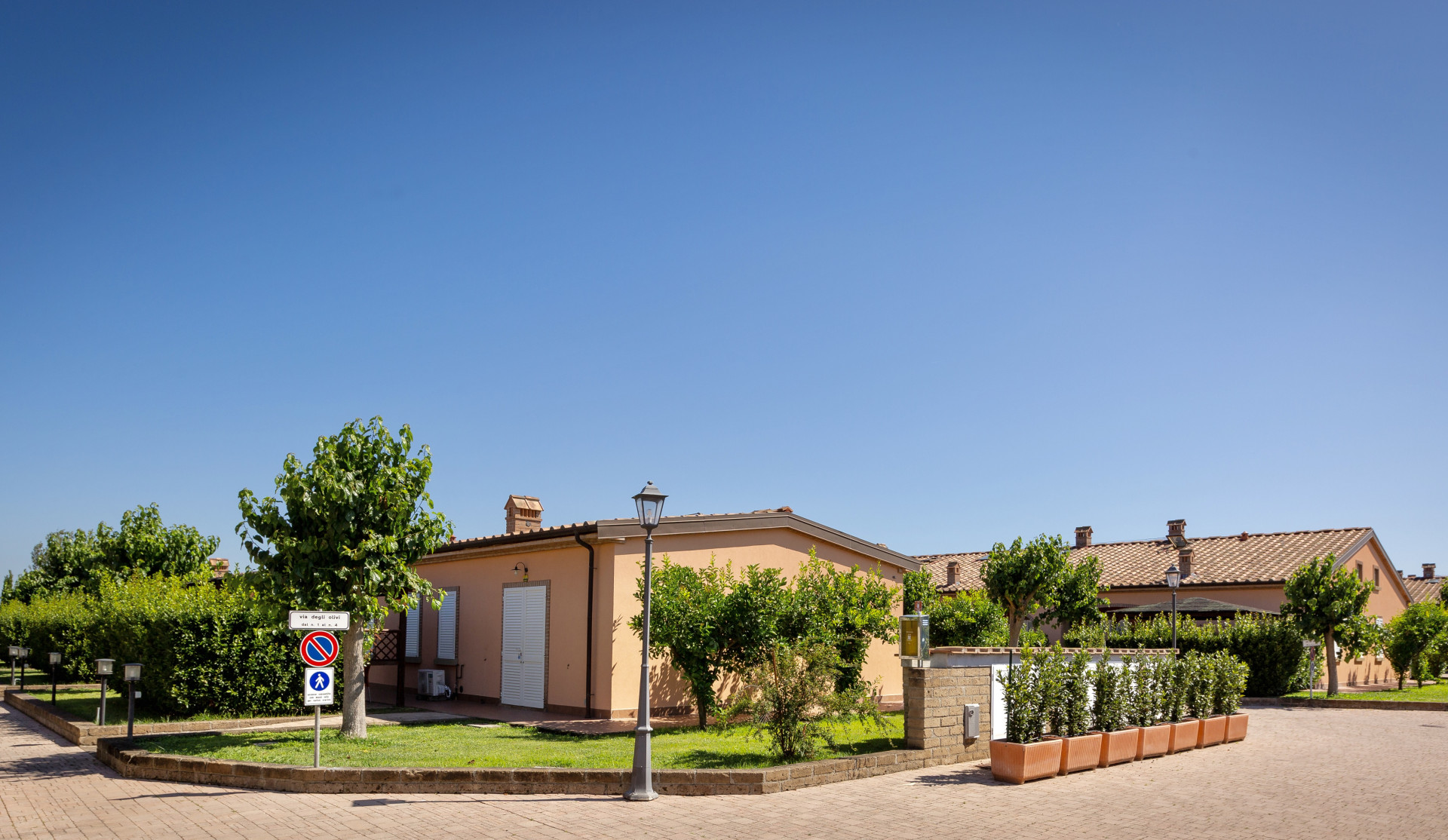 Borgo Verde Sleeps 2, BC