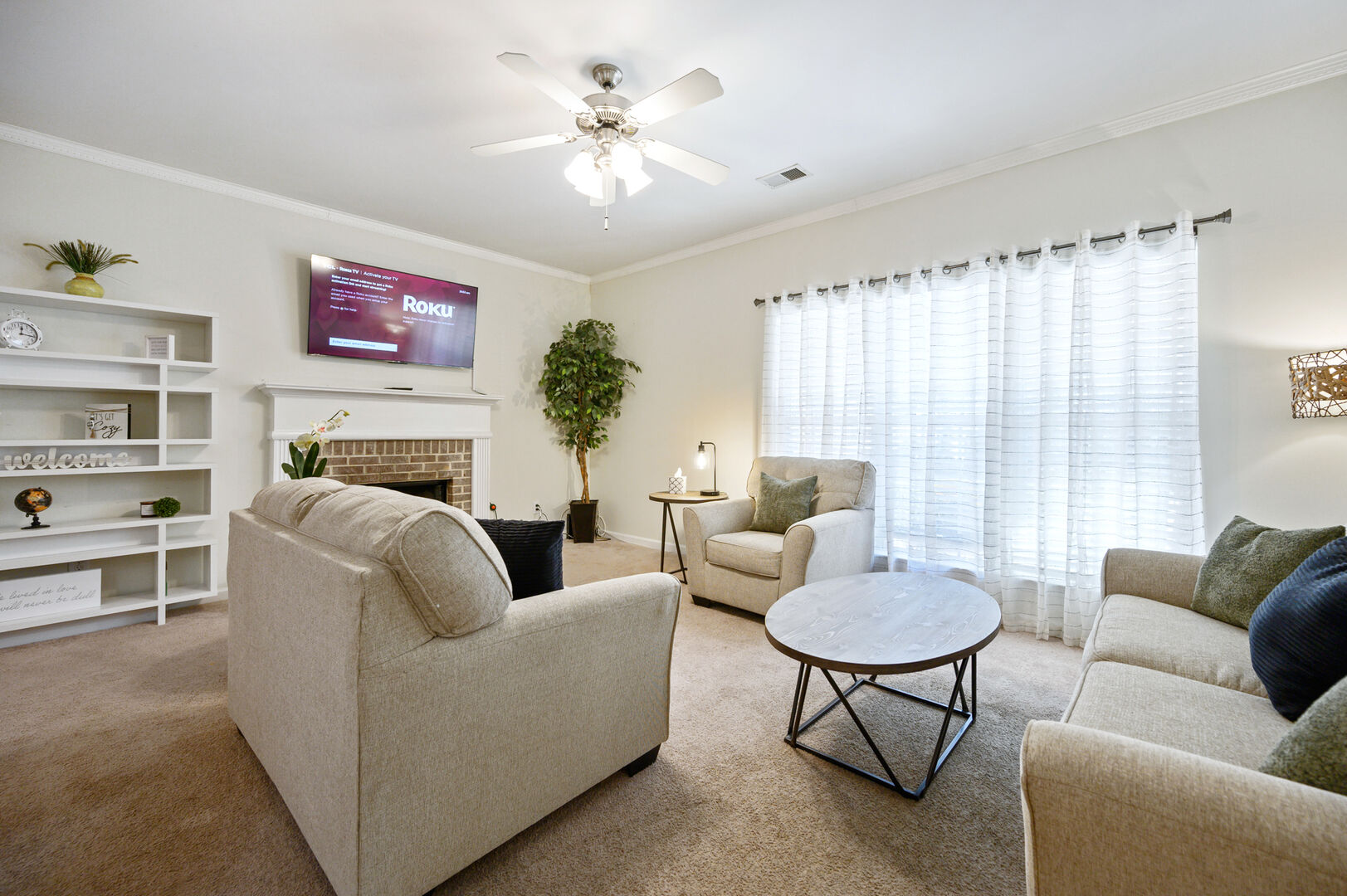 Serene Getaway: Pet-Friendly 3BR, Near DT Acworth