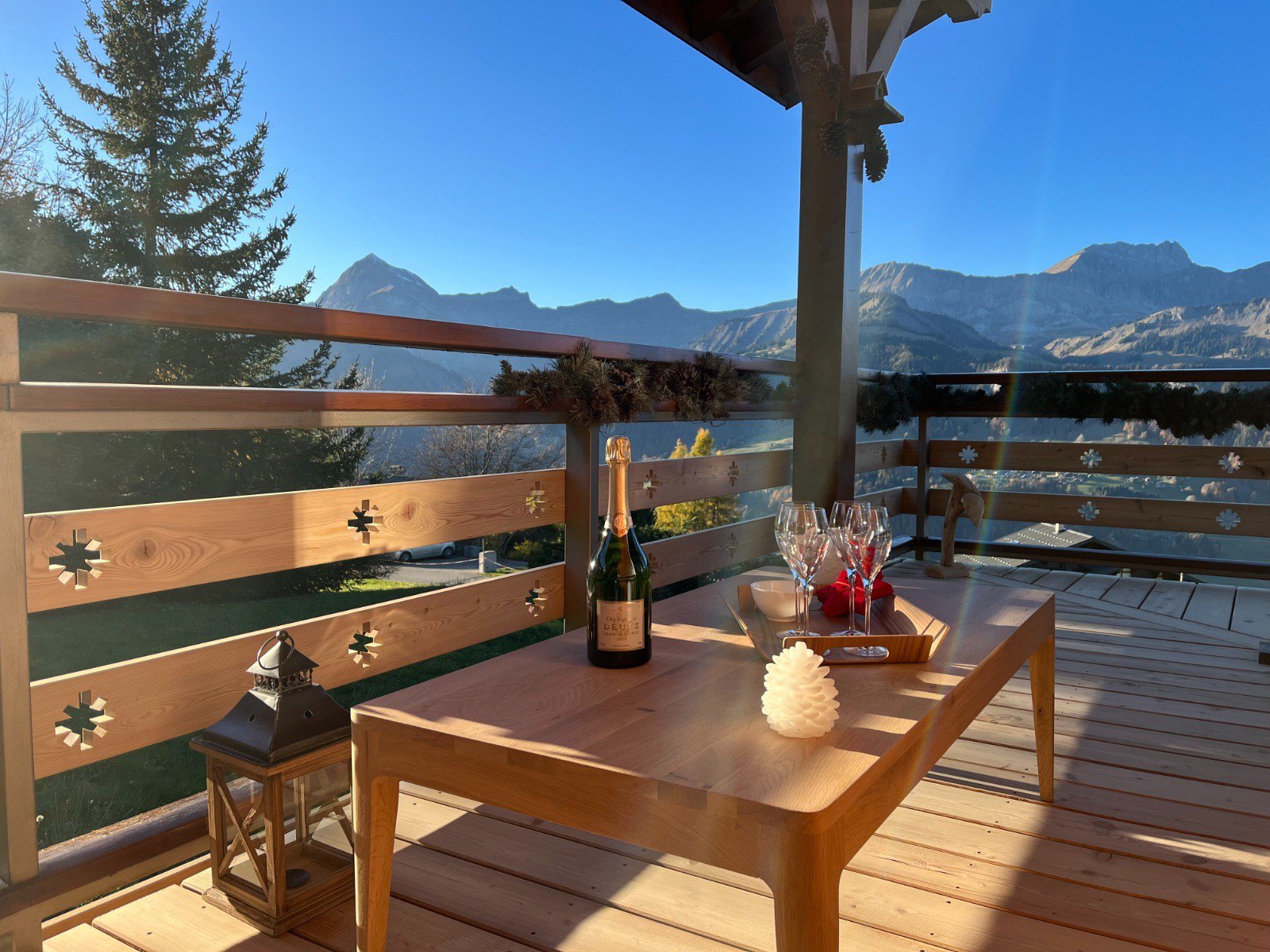Chalet with stunning views on the mountains