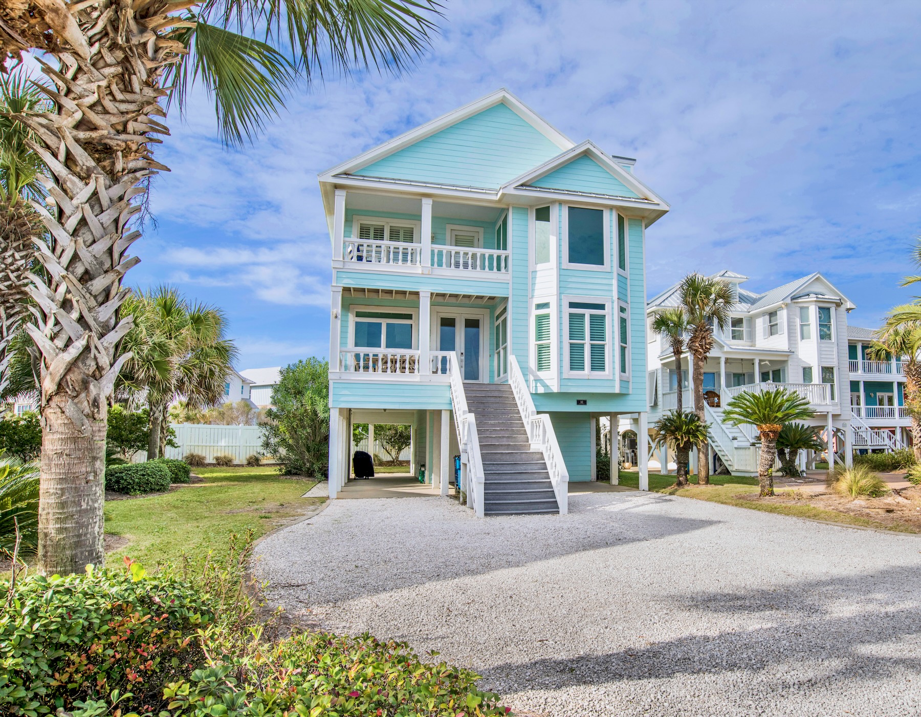 Neighborhood ×Browns Beach Brand New Townhouse - Side B Beach Views with Pool