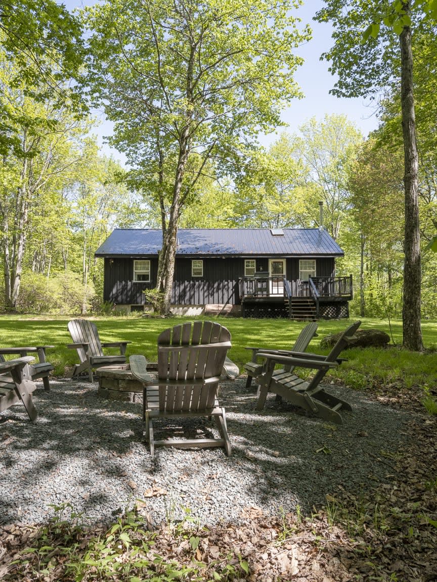 Chic Cabin with Hot Tub and Fire Pit By Summer