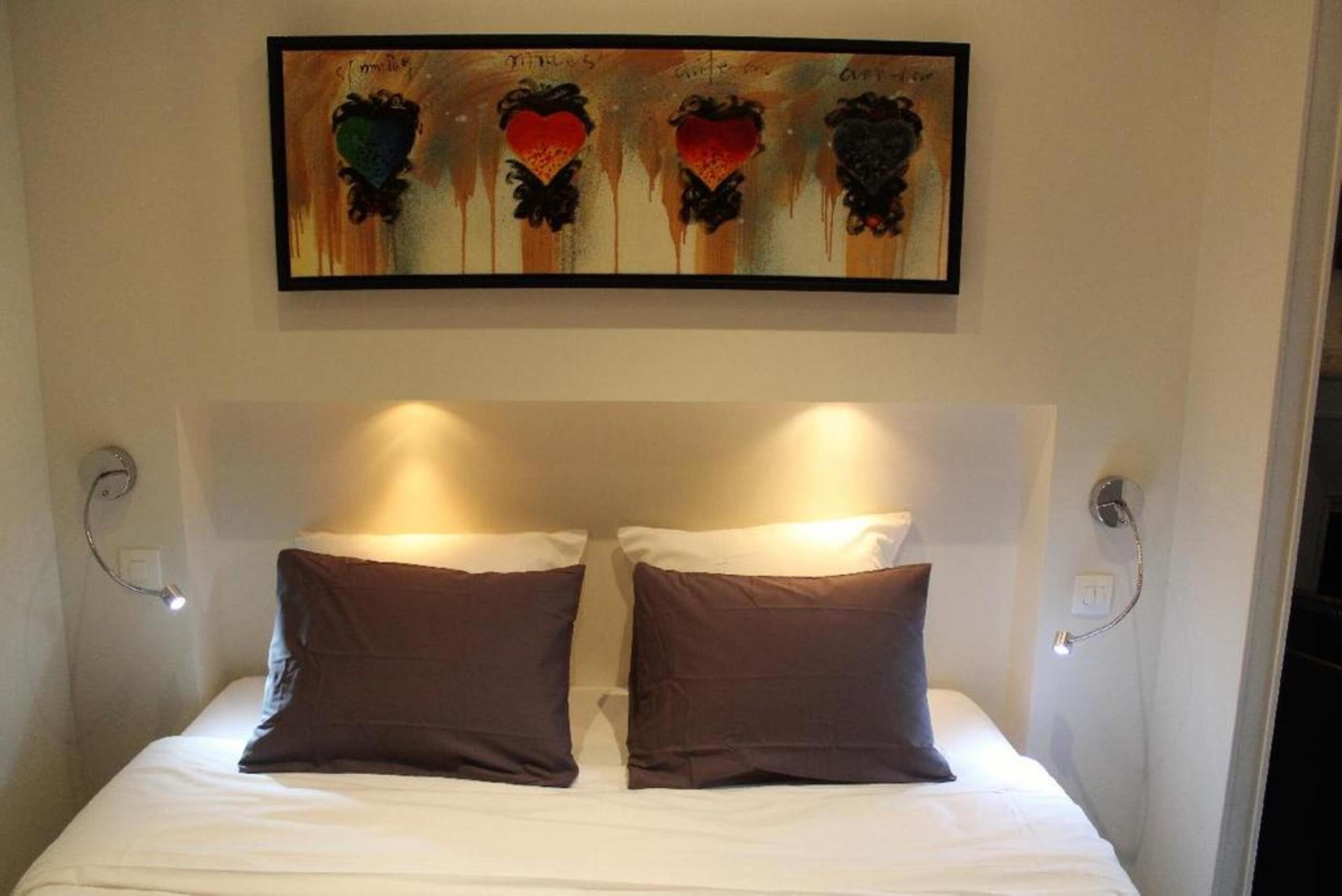 Apartment-de la Course 1-Ensuite with Shower in Chartrons - Grand Parc - Jardin Public, Bordeaux