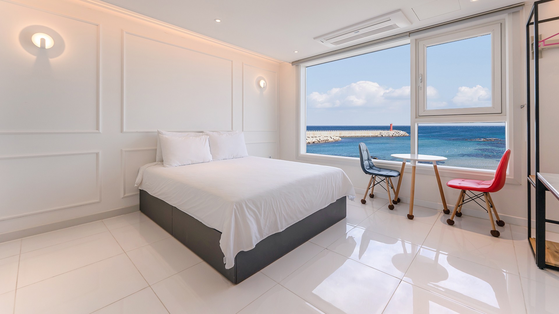 305 (ocean view/Netflix) with a cozy view of the open sea
