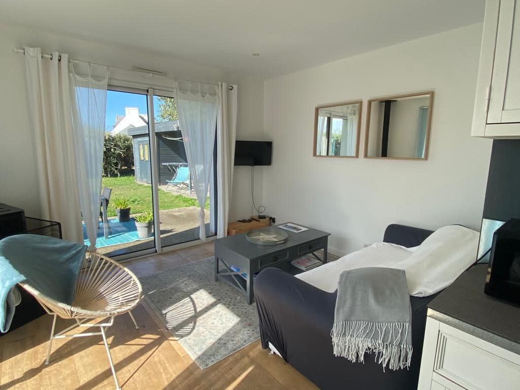 Sunny house surfside 150m from the beach
