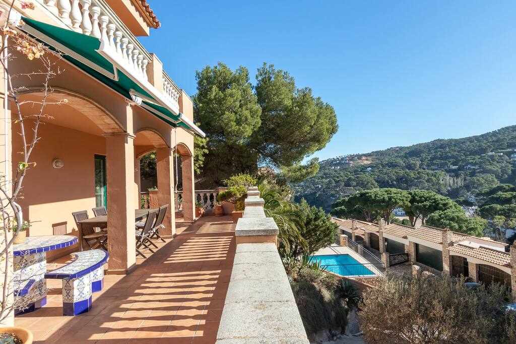 Villa with private pool in Begur