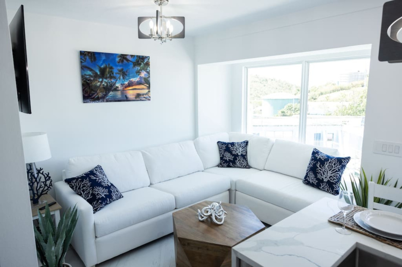 Dolphin Suites Unit 1
