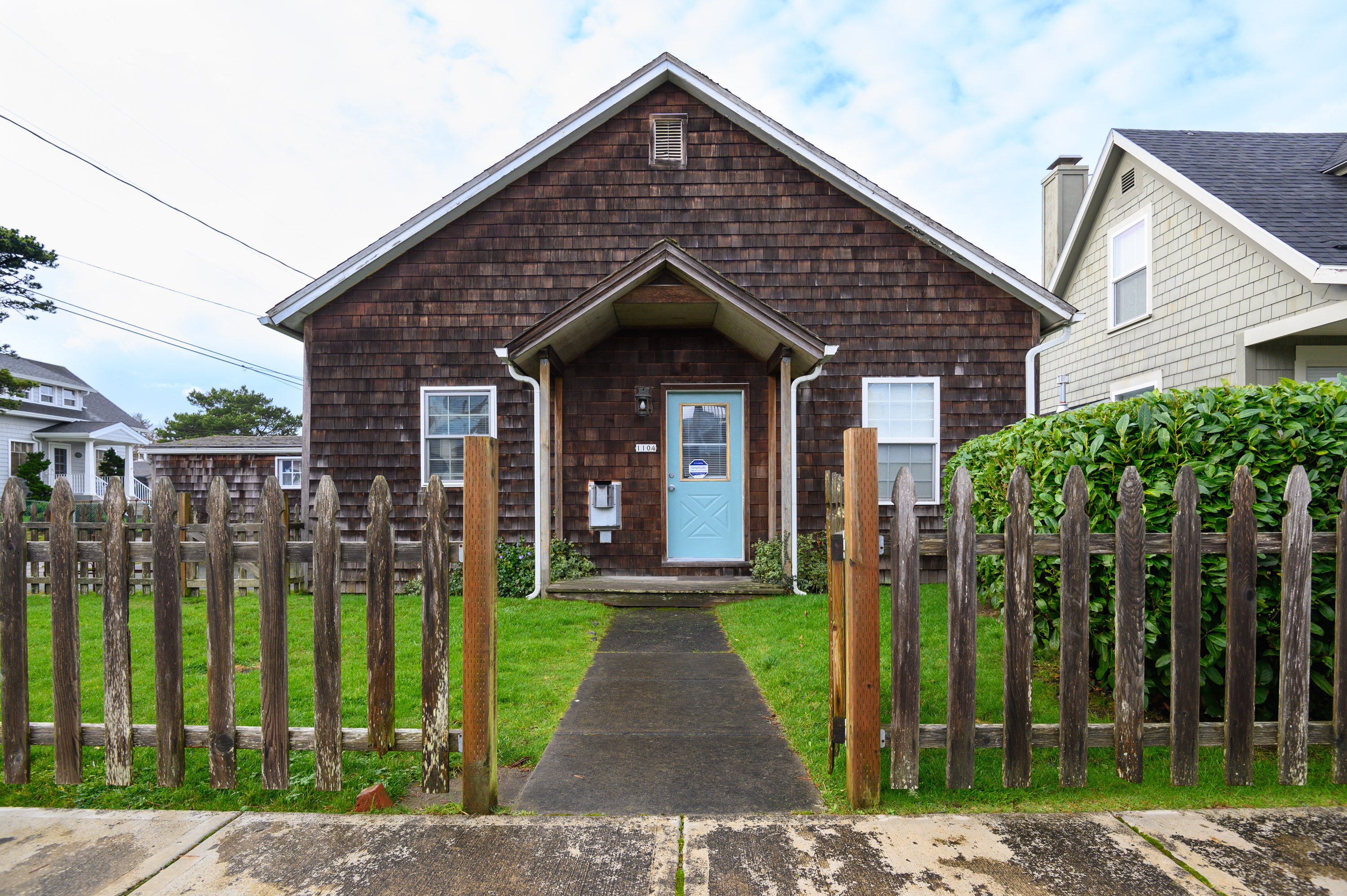 1 blk to beach, King bed, Fenced yard, Pack'n'Play Houses for Rent in Seaside, Oregon, United
