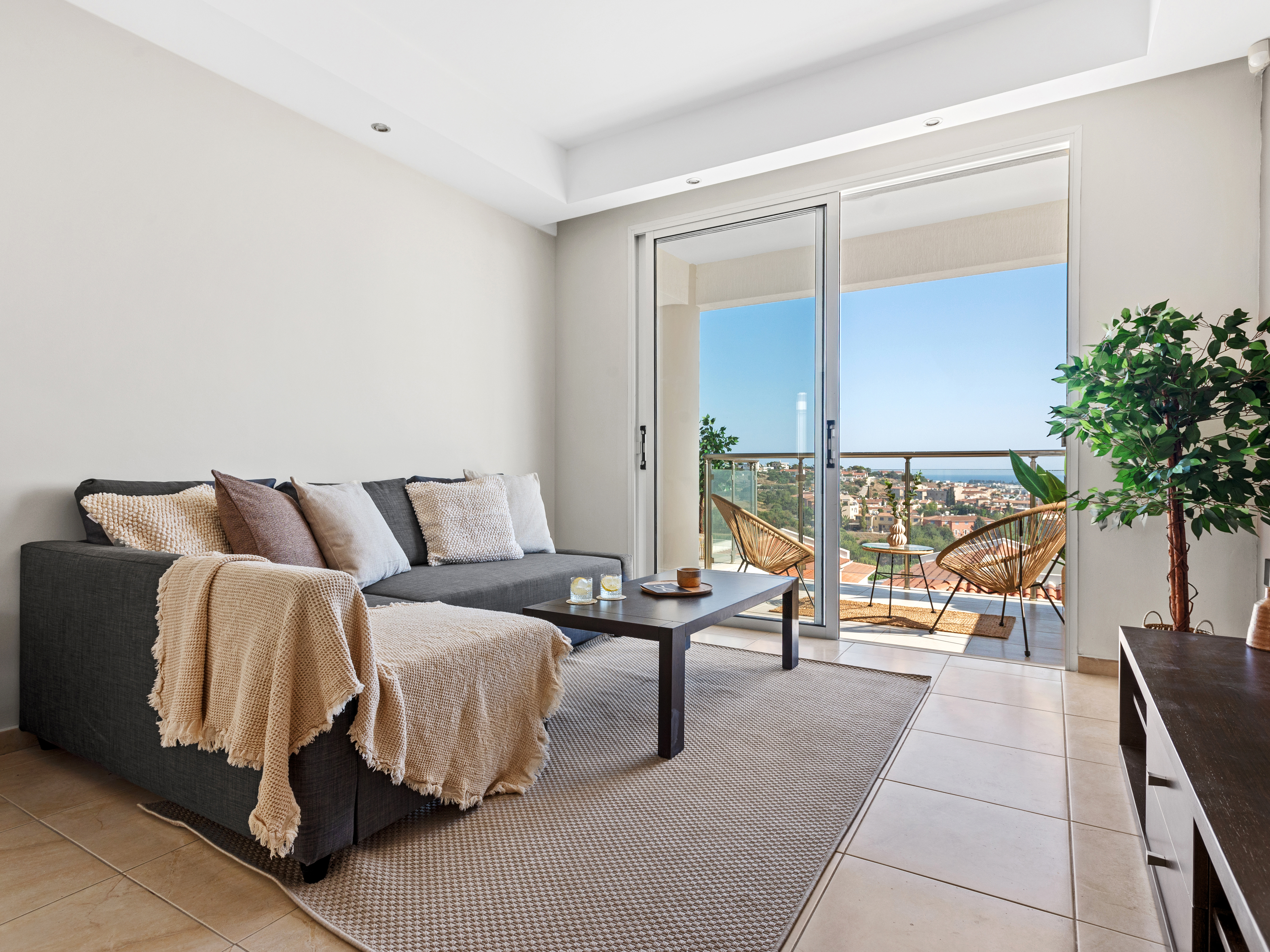 Sanders Seaview - Comfy 2 Bdr Apt with Seaview
