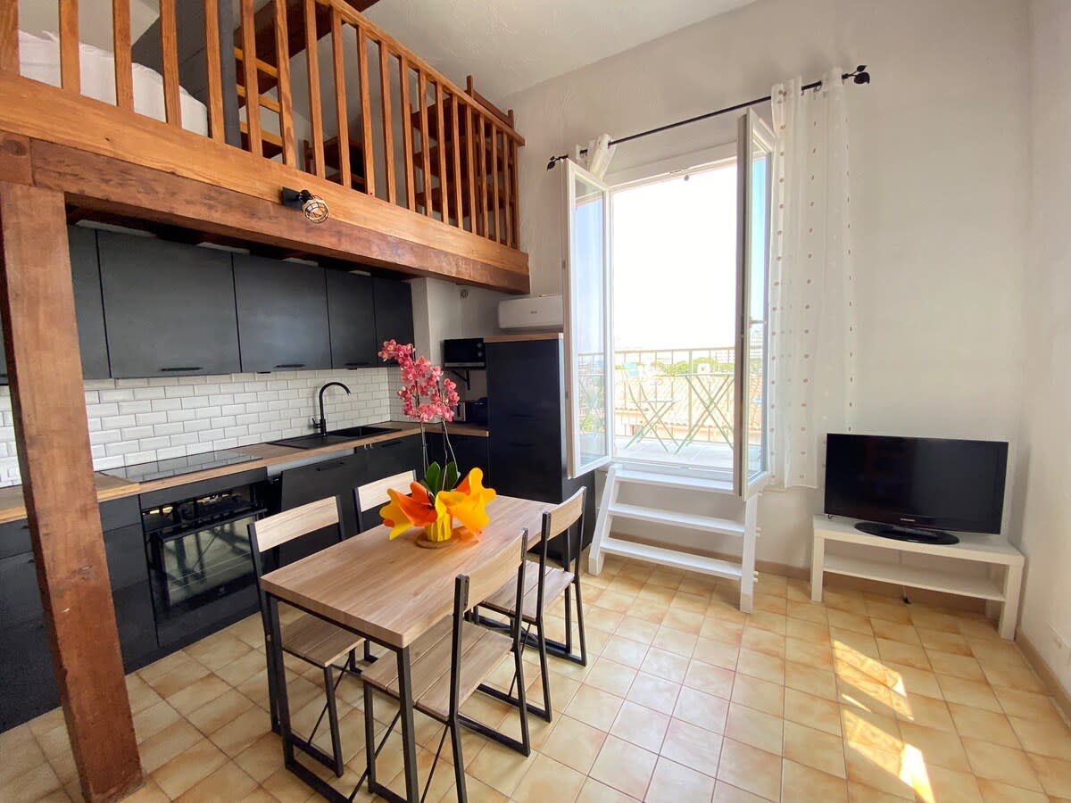 06 Ak2 - Modern Cap Marina apartment with sea view
