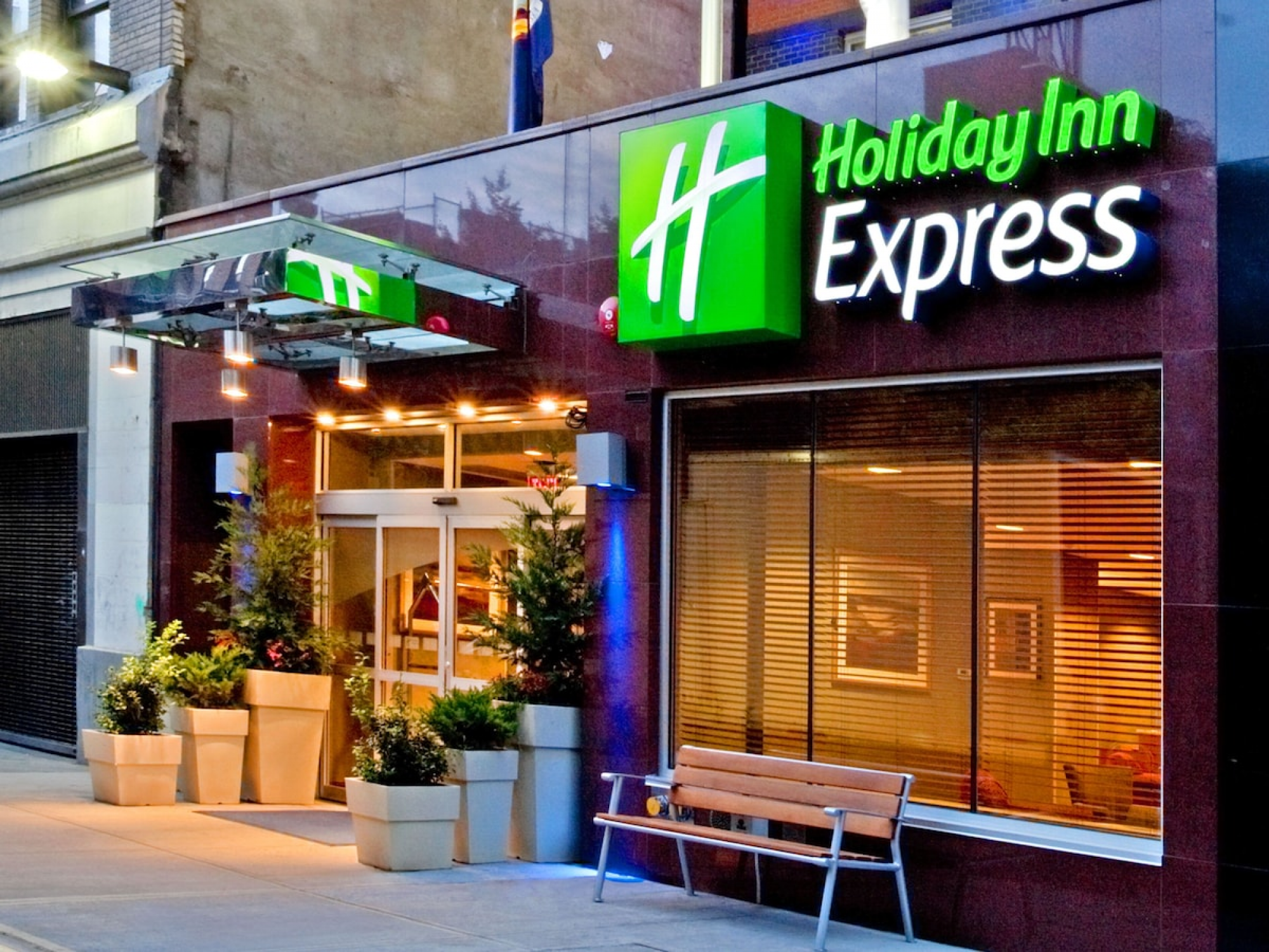 King Bed at Holiday Inn Express Times Square