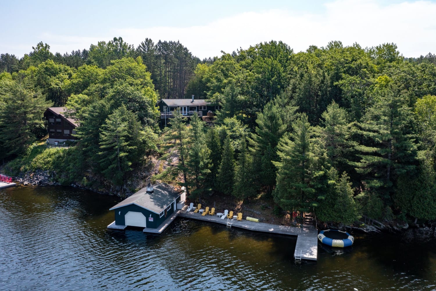 Lake Rosseau Cottage|5BR|Sunsets|Boathouse|WIFI