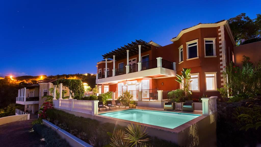 Papaya Villa