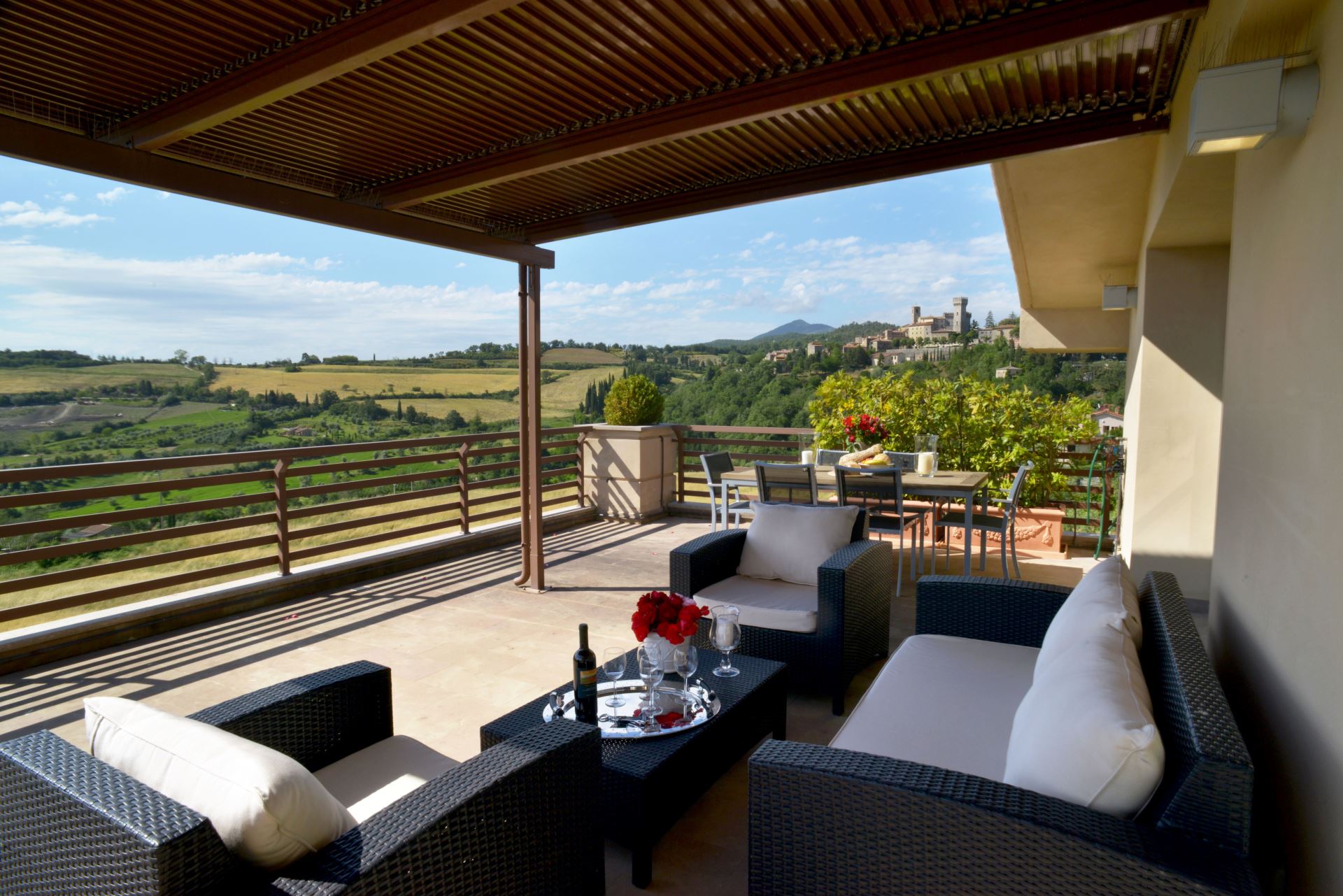 Lunaria - panoramic terrace, Fonteverde 500 meters.