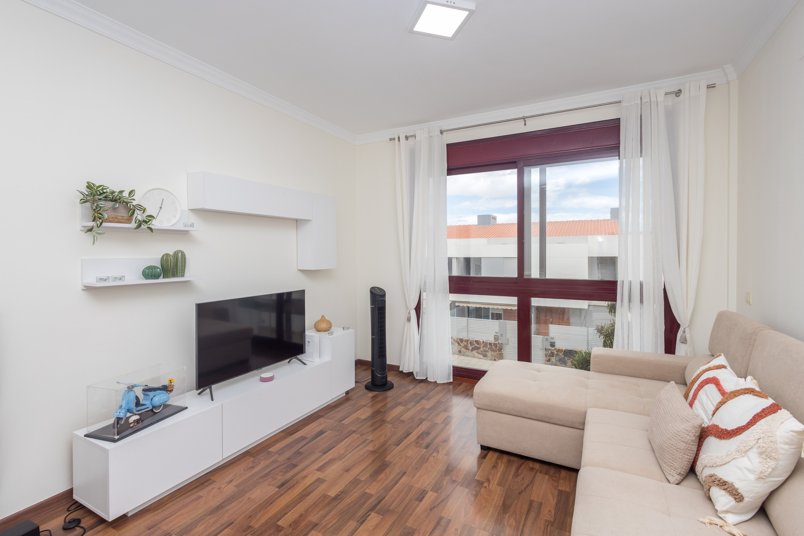 Luxury Workfriendly Home - Far Ocean Views