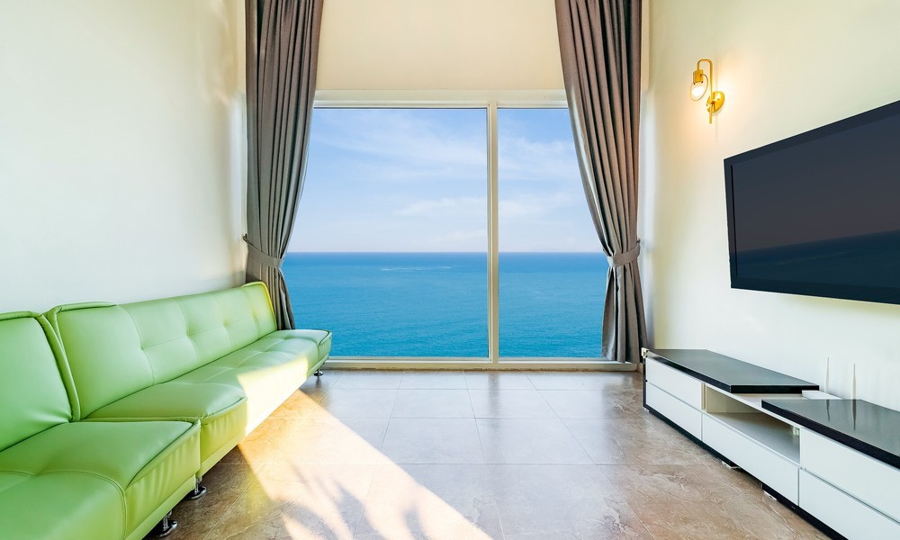 Marine-dong 201 (individual terrace, spa required), an accommodation with a view of the blue sea of Namhae